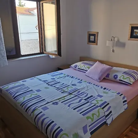 Near By Everything Apartment Vodice