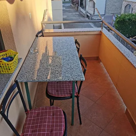 Near By Everything * Vodice