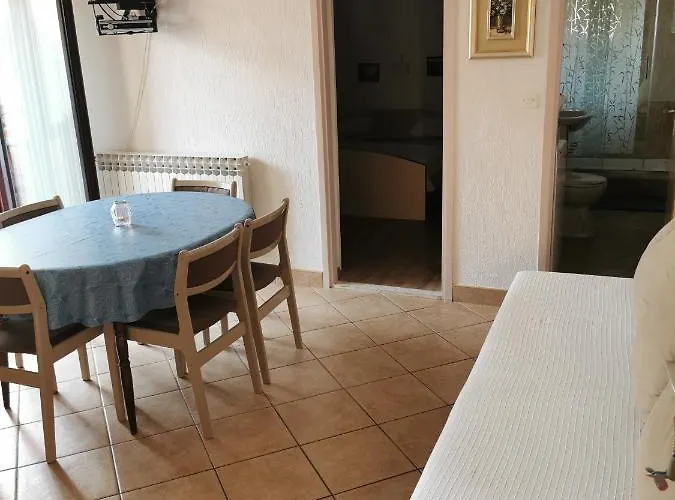 Near By Everything * ヴォディツェ