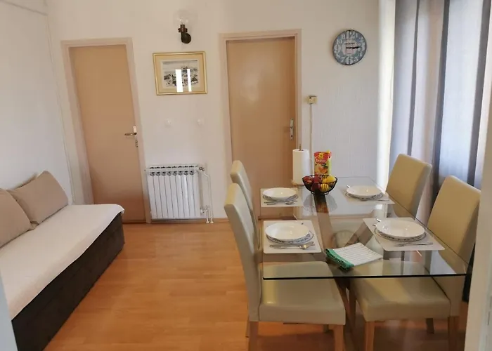 Near By Everything * ヴォディツェ