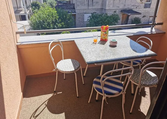 アパート Near By Everything *