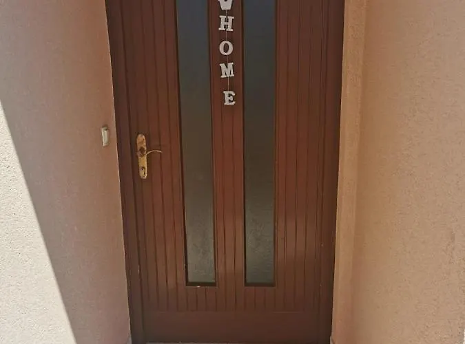 アパート Near By Everything